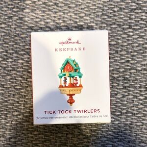 Hallmark Keepsake Tick Tock Twirlers Ornament - Green and Red